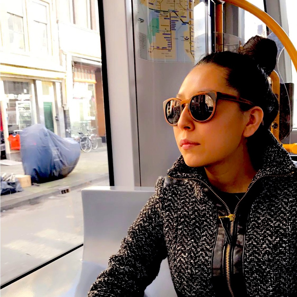 Meet your Posher, Daniela